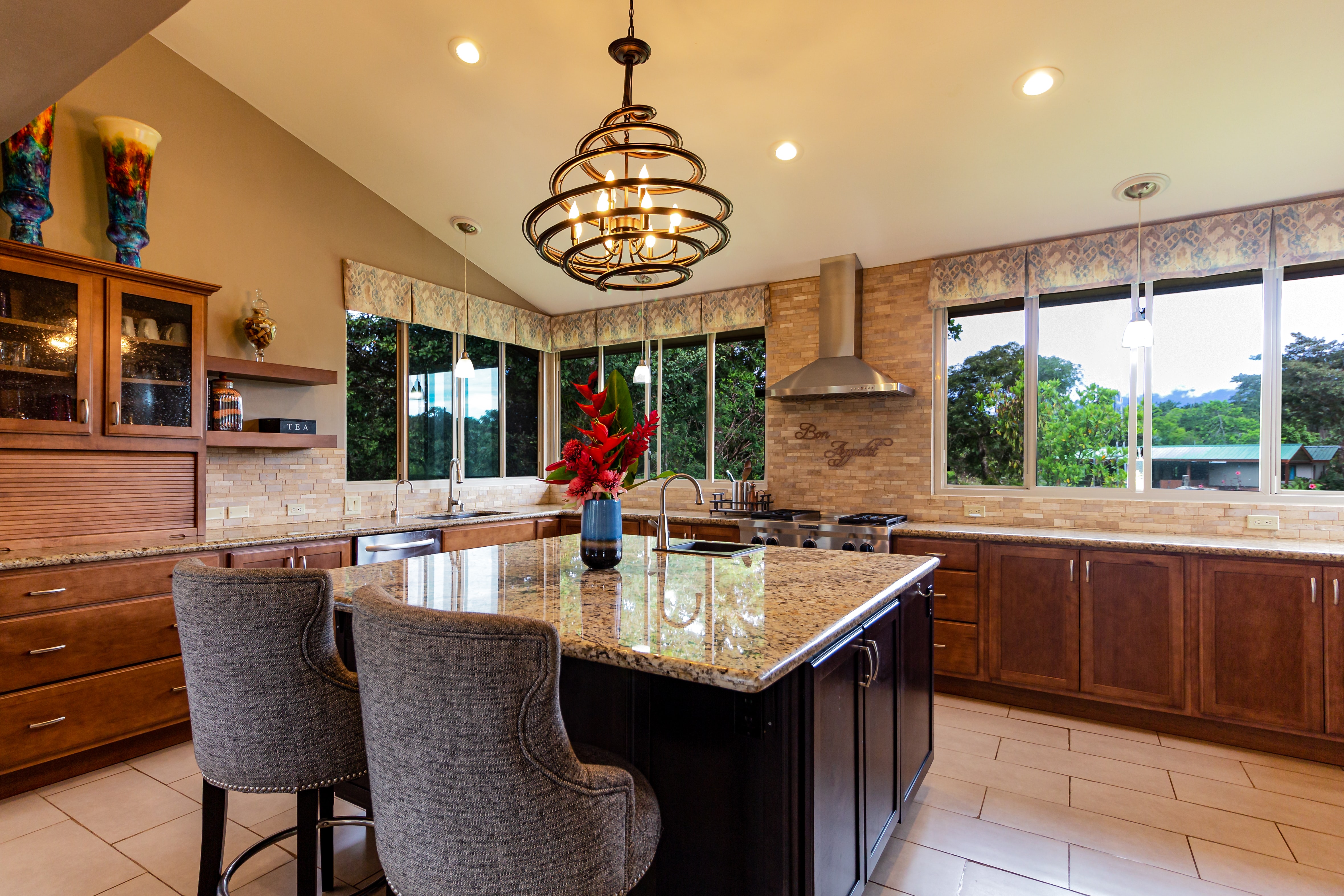 Kitchen Remodel: Marble vs Granite Countertops